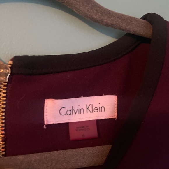 Calvin Klein Piped Bell Sleeve Sheath Bobbie Spencer Dress - Picture 8 of 9